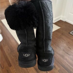 UGG Black Shearling Footwear